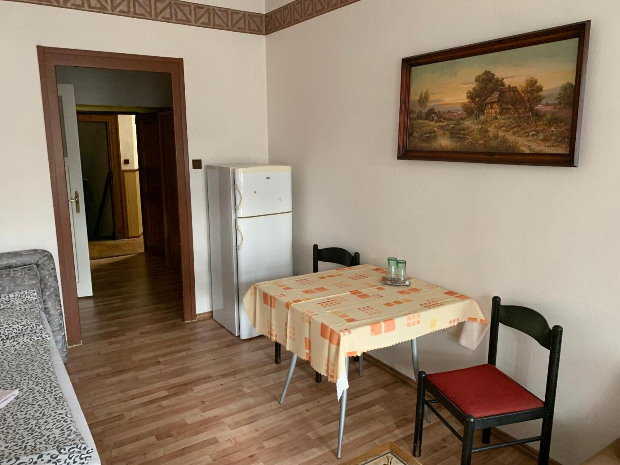 Restaurace A Penzion Podloubi Opočno Eksteriør billede